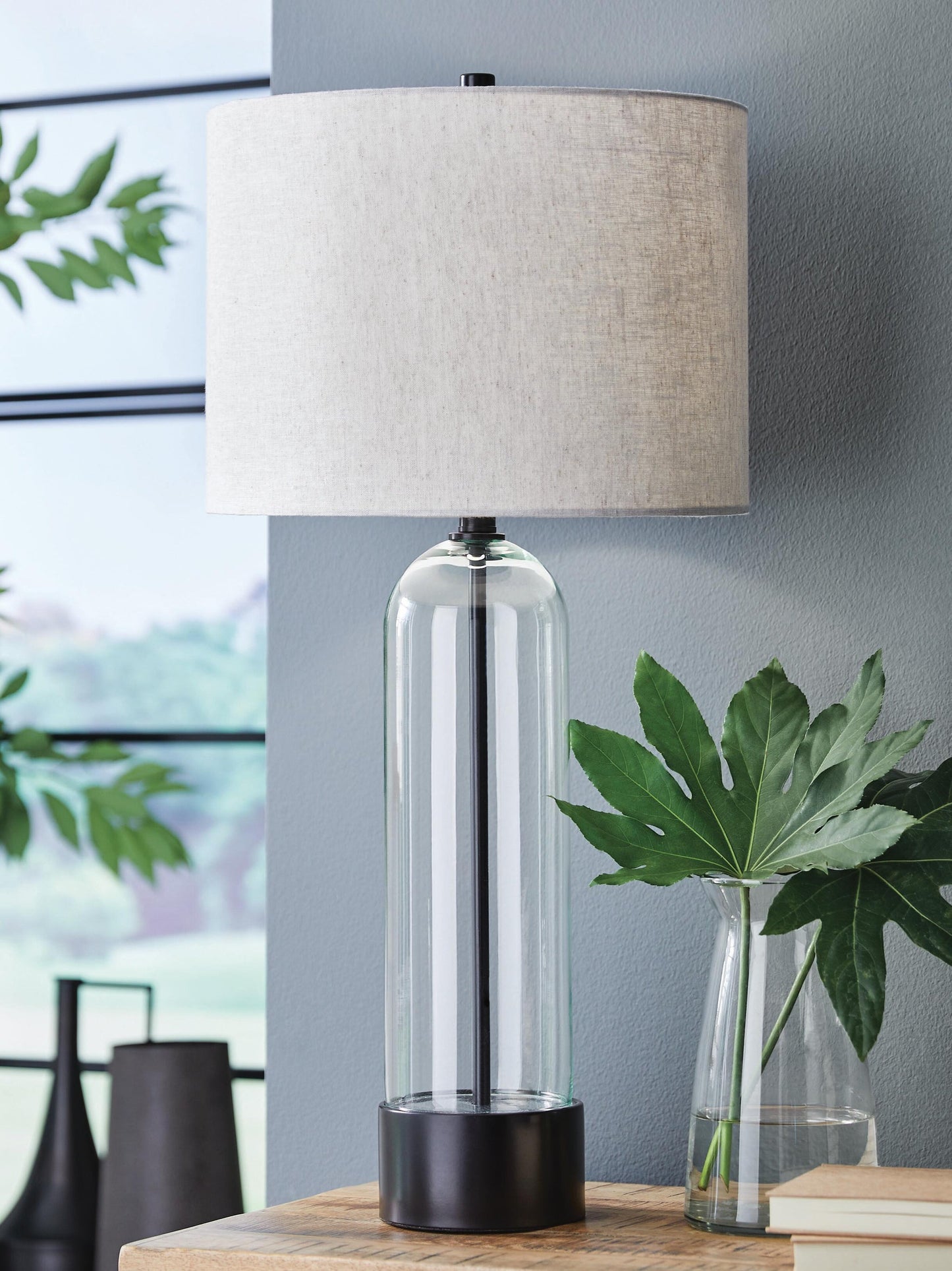 Kerrbrook Glass Table Lamp (1/CN)