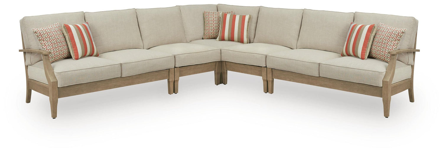 Outdoor Furniture > Outdoor Seating